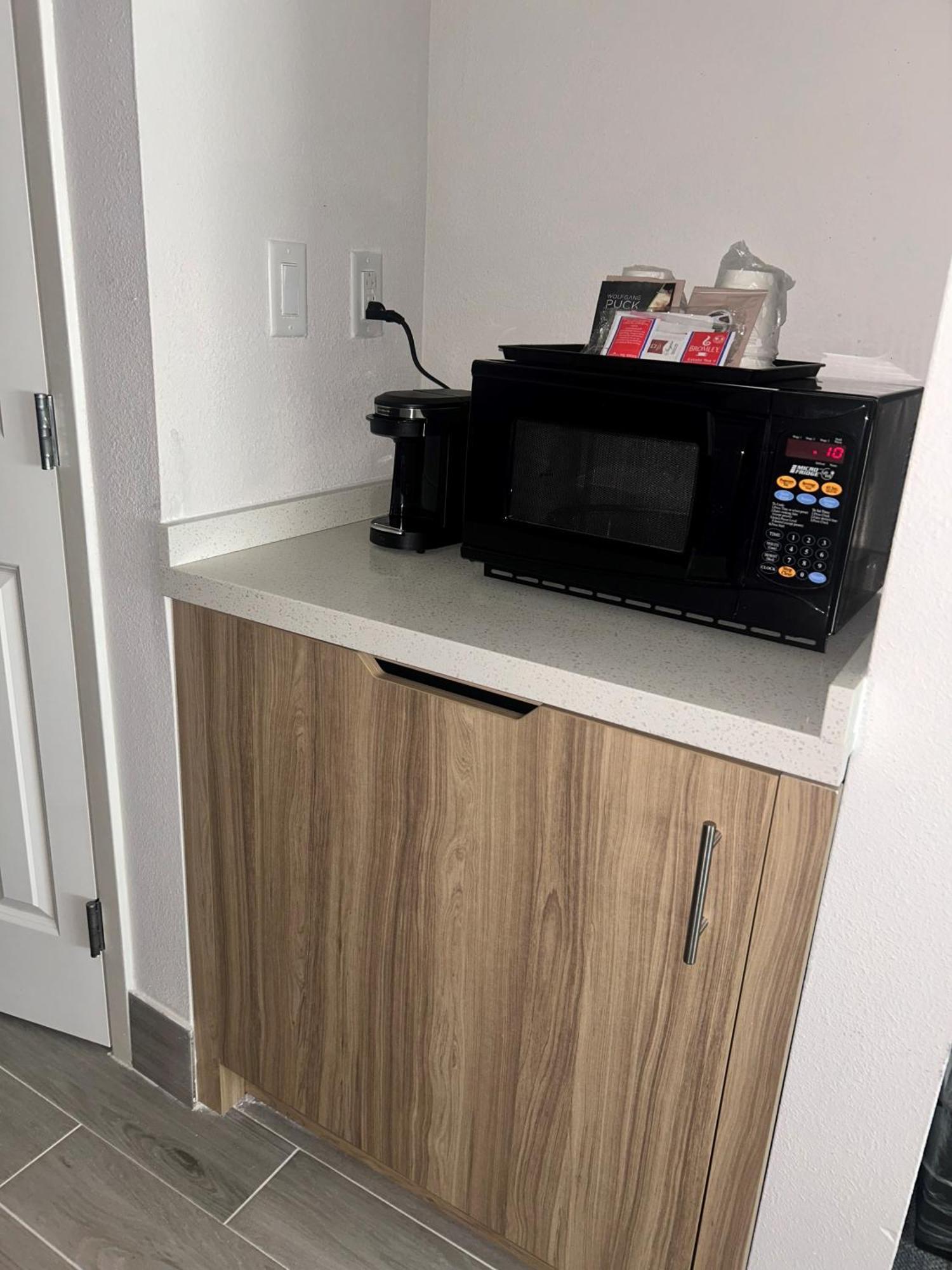 Wingate By Wyndham Richmond Short Pump Hotel Екстериор снимка